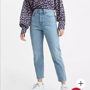 Levi’s wedgie light wash jean, mid condition, worn many times